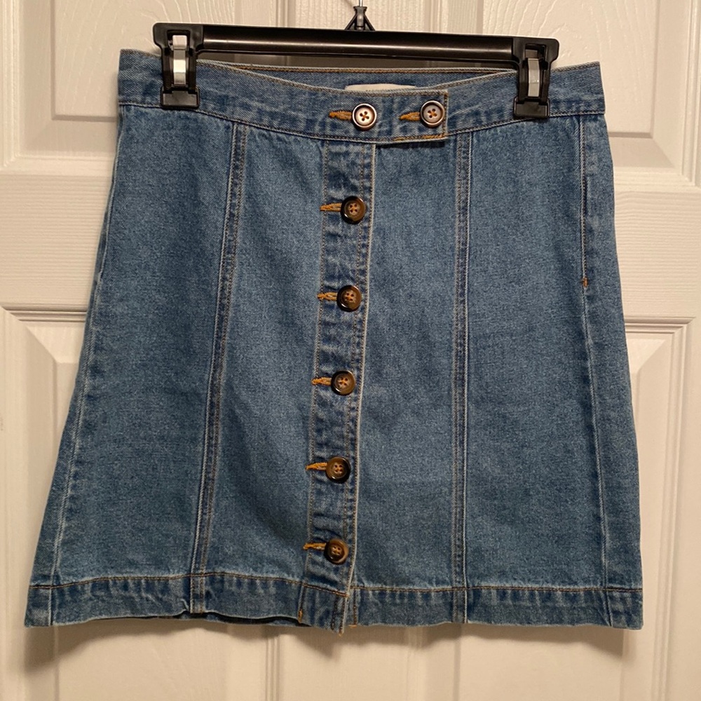NWOT Forever 21 Button Down Denim Skirt…size S - Picture 1 of 4
